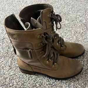 Sorel combat boots
